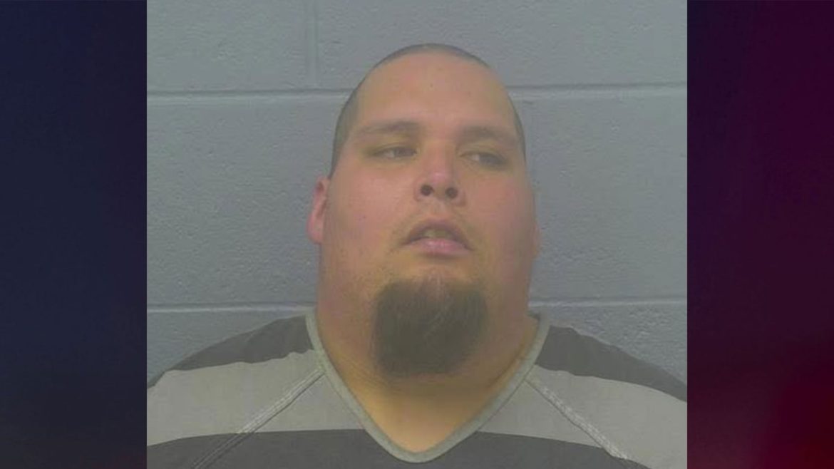 Child calls 911 to report his father allegedly beating mom to death with hammer