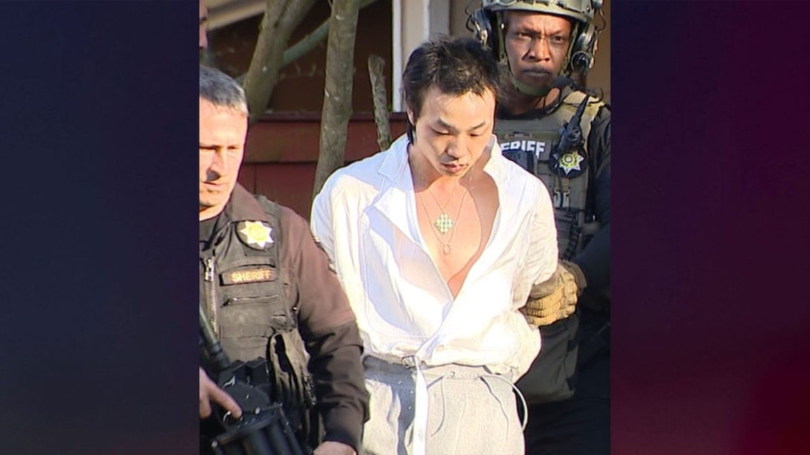 Man allegedly curb-stomped mother after argument about school, finances